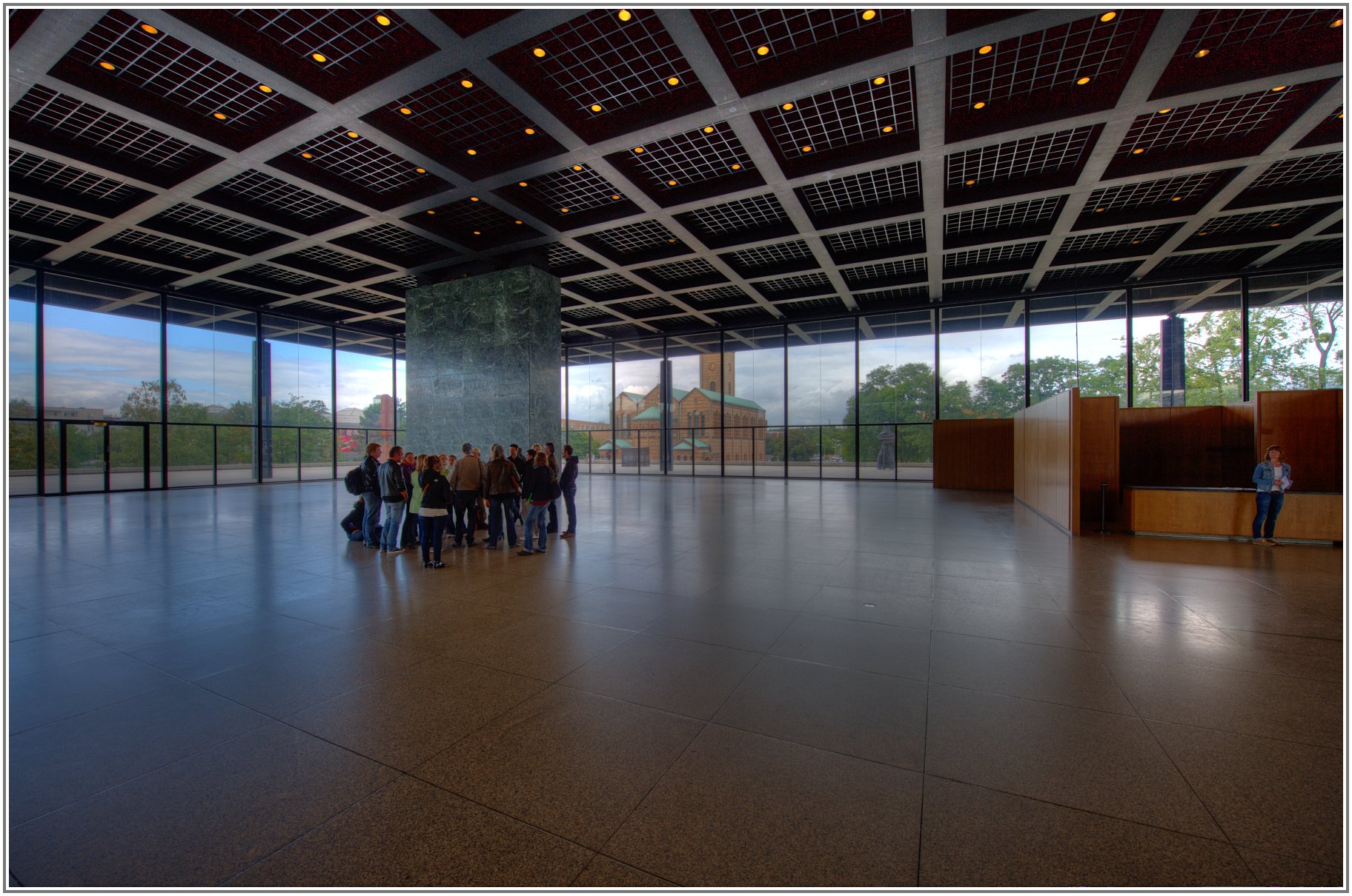002_2405_2413_tonemapped.jpg