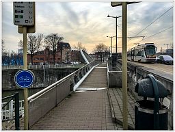 img_5990_3.jpg