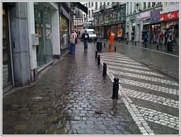 bxl_marche_aux_herbes_52.jpg